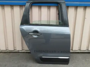 Porte arrière droite