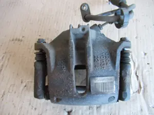 Bremszange vorne links