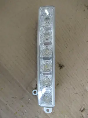 Tagfahrleuchte links