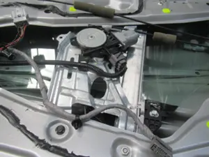 Fensterheber vorne rechts