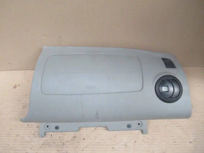 Airbag avant droit