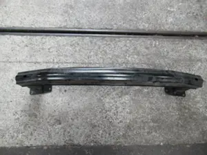 Stossstangenhalter hinten