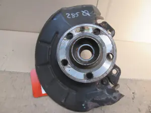 Achsschenkel vorne rechts