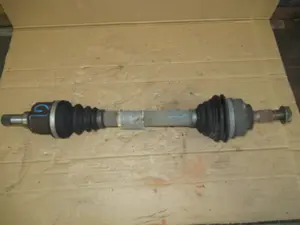 Antriebswelle vorne links