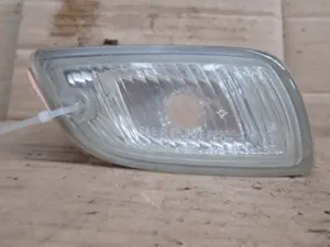 Feu de position droit