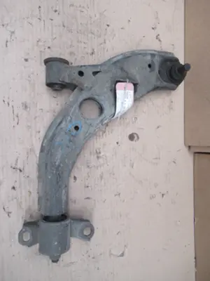 Bras de suspension avant droit