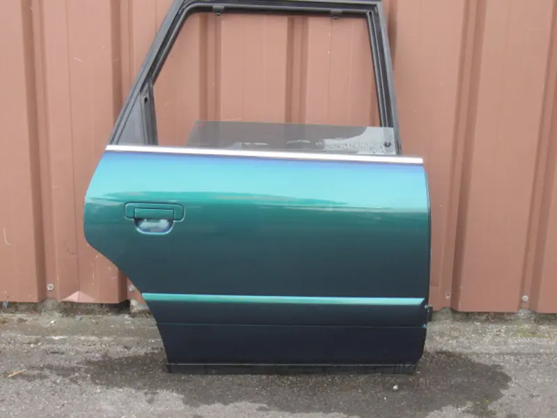 Porte arrière droite