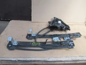 Fensterheber vorne links