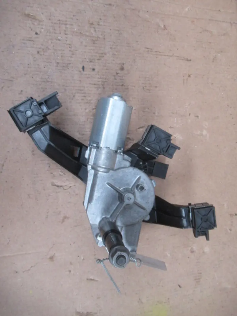 Wischermotor hinten