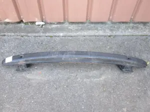 Stossstangenhalter hinten