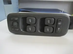 Commande lève-vitre