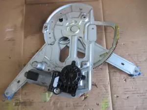 Fensterheber vorne links