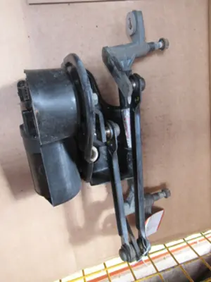 Wischermotor vorne