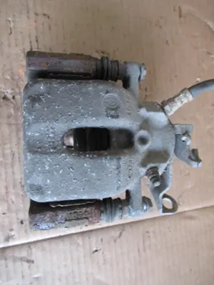 Bremszange hinten rechts