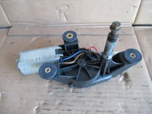 Moteur essuie-glace arrière