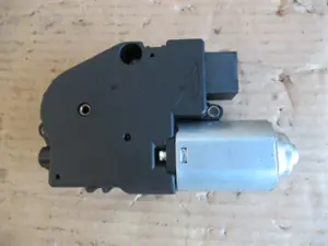 Moteur toit ouvrant / Capote