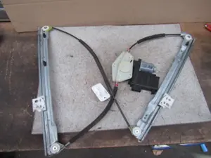 Fensterheber vorne links