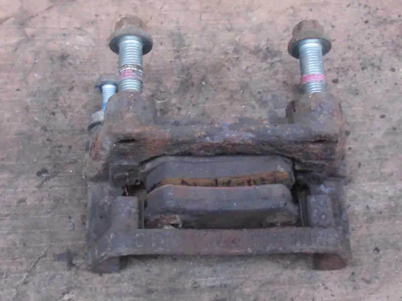 Bremssattelhalter