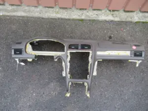 Armaturenbrett Airbag