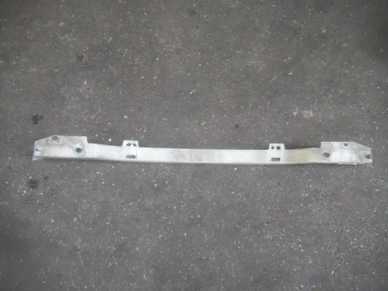 Stossstangenhalter hinten