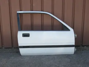 Türe rechts (2/3-türig)