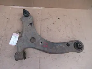 Bras de suspension avant gauche