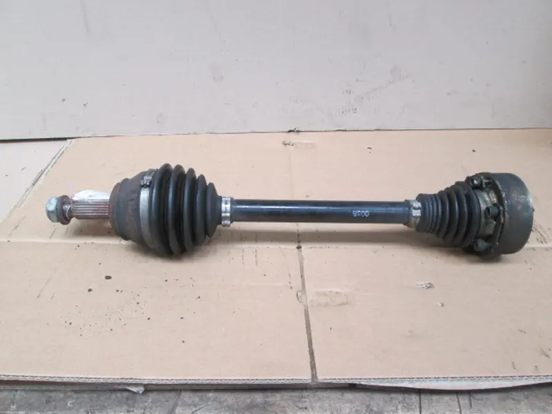 Arbre de transmission avant gauche