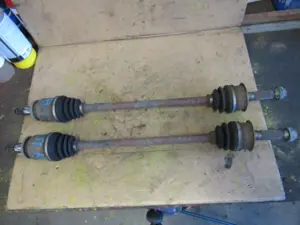 Antriebswelle hinten L/R