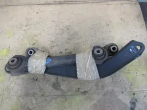 Querlenker hinten rechts