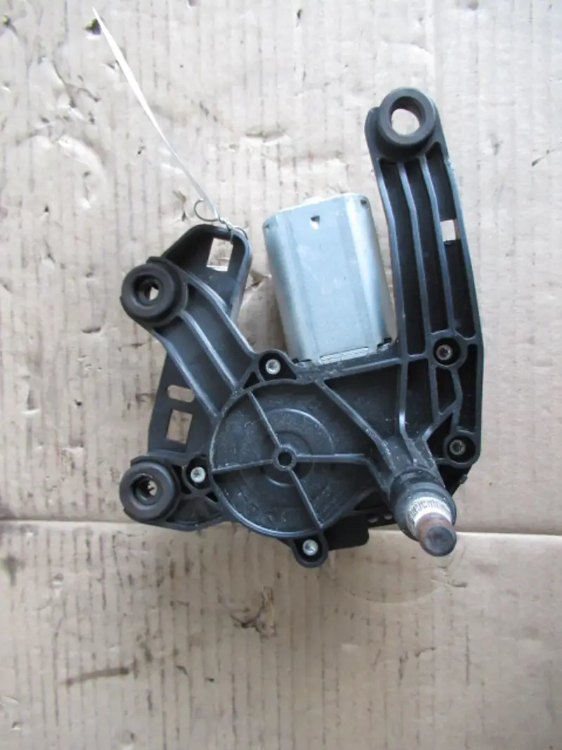 Moteur essuie-glace arrière