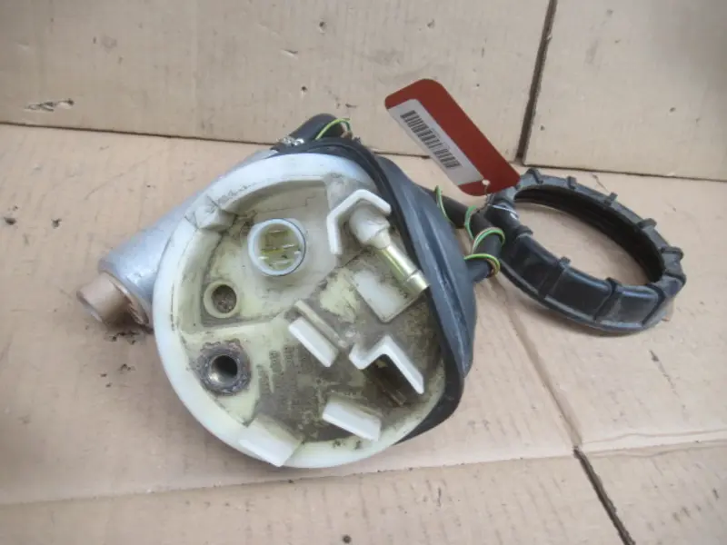 Pompe à essence électrique