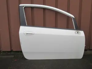 Türe rechts (2/3-türig)