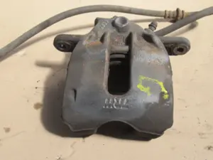 Bremszange vorne links