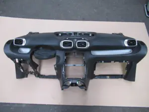 Armaturenbrett Airbag