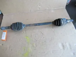 Antriebswelle vorne links