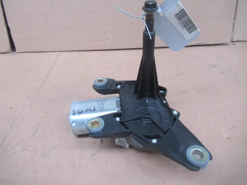 Moteur essuie-glace arrière