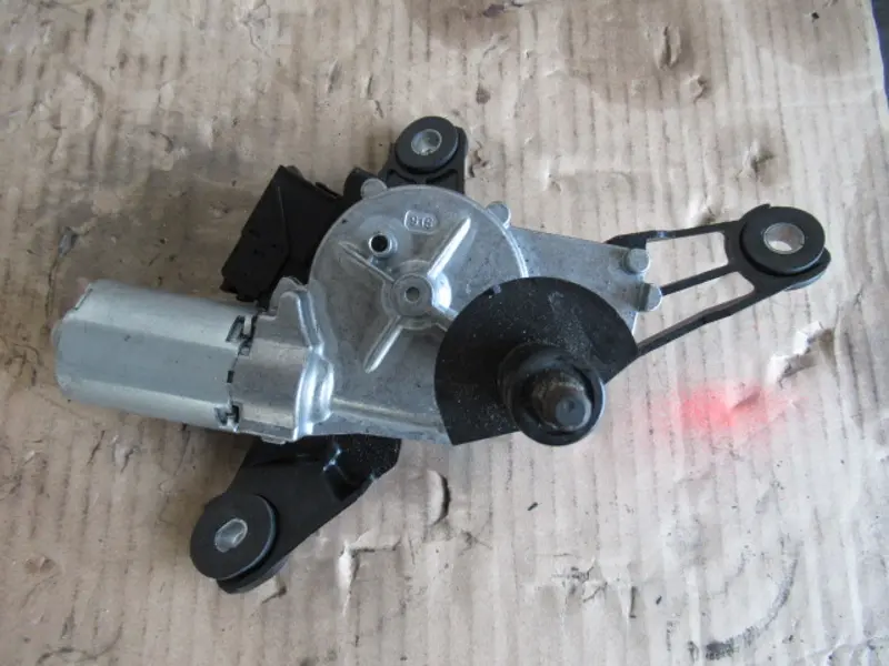 Moteur essuie-glace arrière