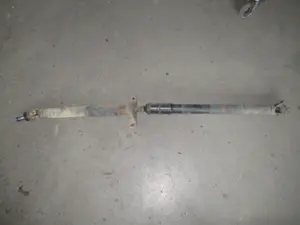 Kardanwelle / Zentralwelle