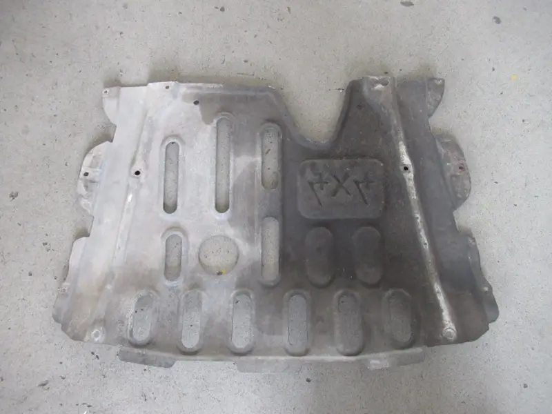 Protection moteur inférieure