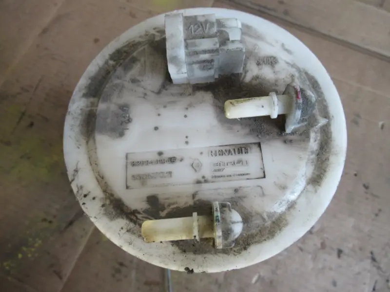 Pompe à essence électrique