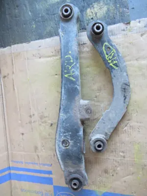 Querlenker hinten rechts