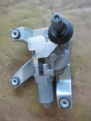 Wischermotor hinten