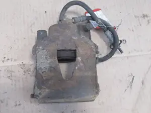 Bremszange vorne links