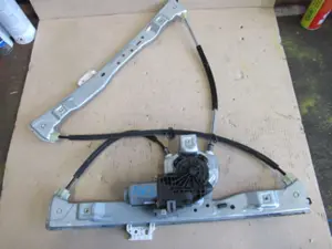 Fensterheber vorne links