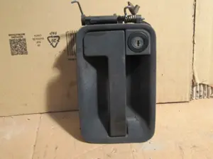 Poignée de porte extérieure