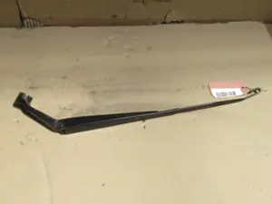 Wischerarm vorne rechts