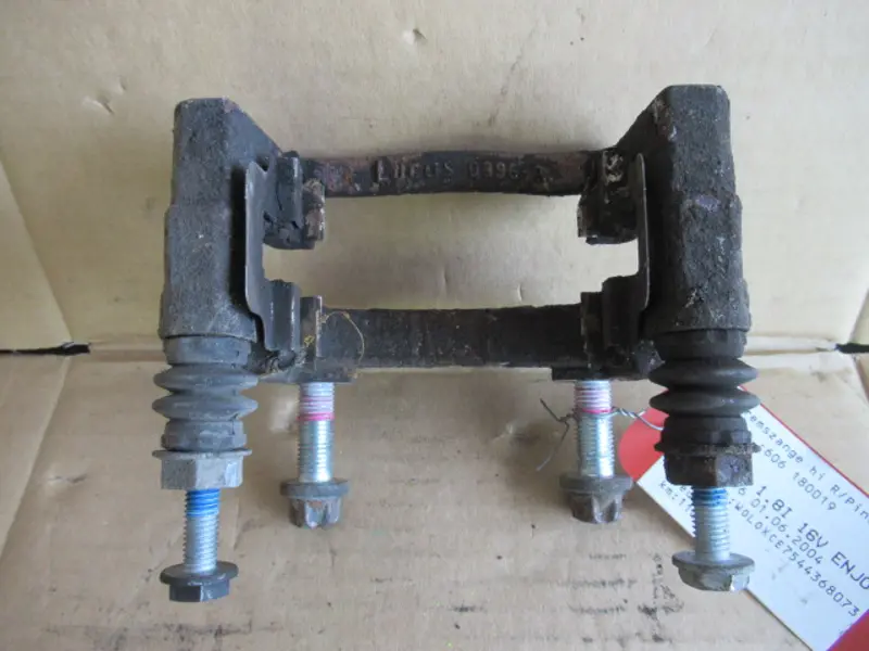 Bremssattelhalter