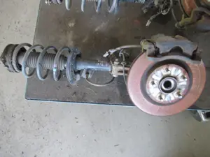 Federbein vorne rechts