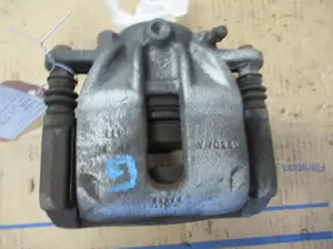 Bremszange vorne links