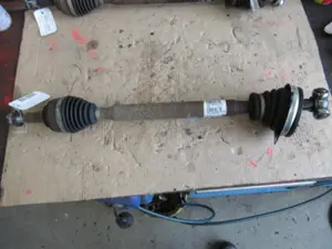 Antriebswelle vorne links